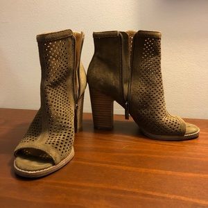 High heel booties